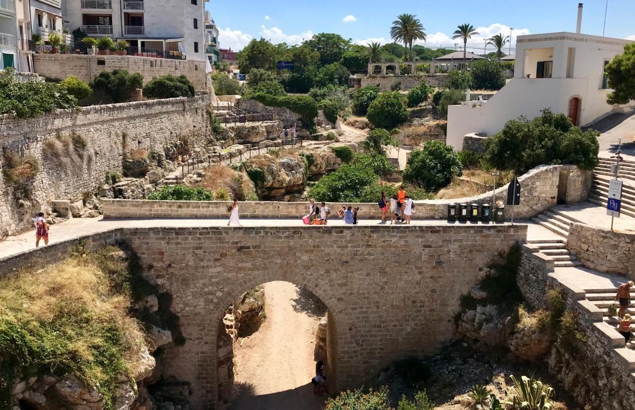 לינה וארוחת בוקר פולינאנו א מארה Amare Il Mare מראה חיצוני תמונה